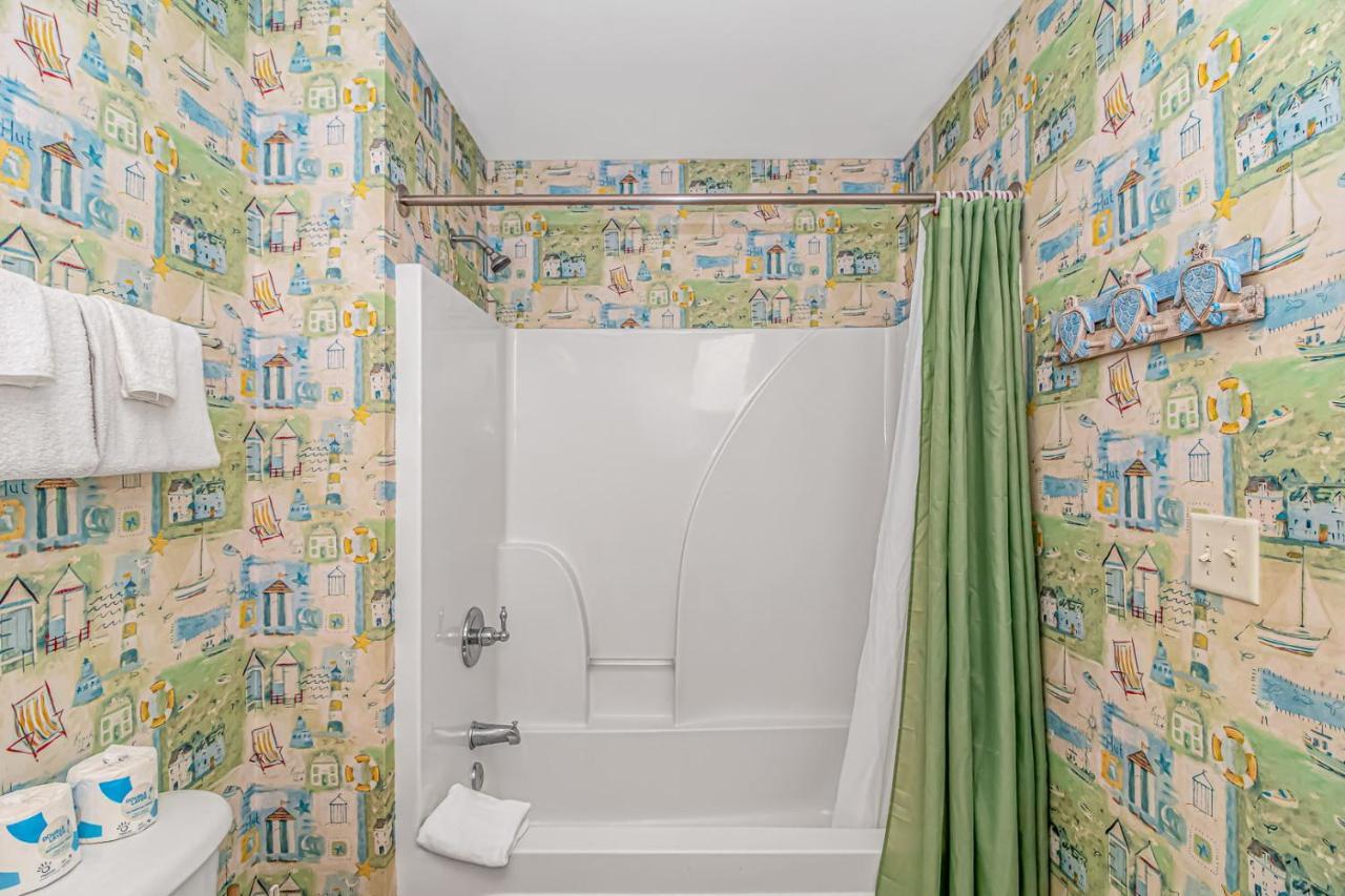 Ocean Breeze Luxury Villas 3D, Nicely Updated! Across From The Ocean! Sleeps 18 ! Myrtle Beach Bilik gambar